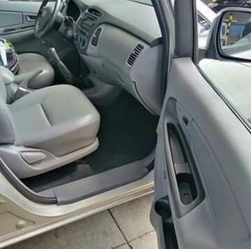 Selling Toyota Innova 2007 Manual Gasoline in Biñan-4