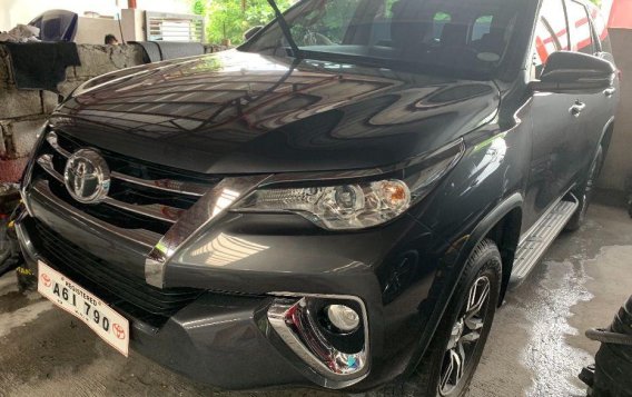 Selling 2nd Hand Toyota Fortuner 2018 in Quezon City-1