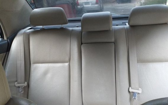 Selling Toyota Altis 2011 Automatic Gasoline in Las Piñas-7