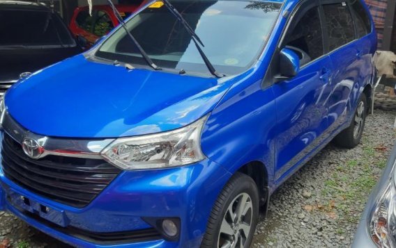 Selling Toyota Avanza 2017 Manual Gasoline in Quezon City-1