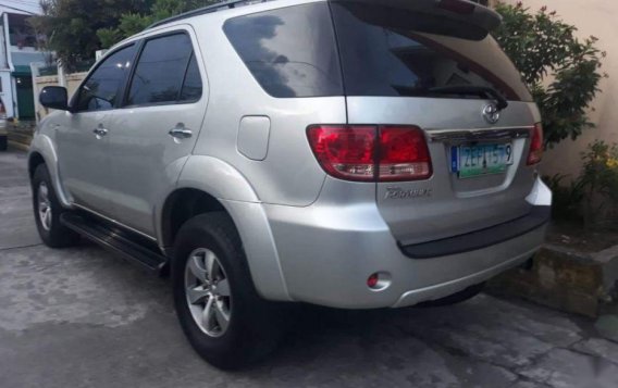 Selling Toyota Fortuner 2006 at 100000 km in Parañaque-1