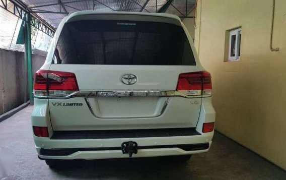 Brand New Toyota Land Cruiser 2019 Automatic Diesel for sale in Quezon City-1