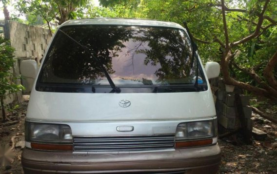 Toyota Hiace 1999 Automatic Diesel for sale in Bacolor-1