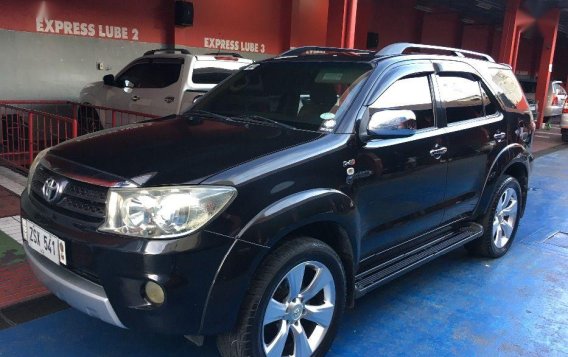 Toyota Fortuner 2009 for sale in Parañaque-2