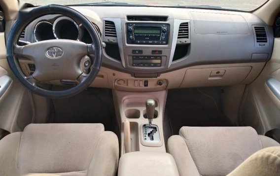 2nd Hand Toyota Fortuner 2006 for sale in Bacoor-7