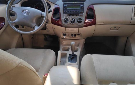 Toyota Innova 2007 at 120000 km for sale-2