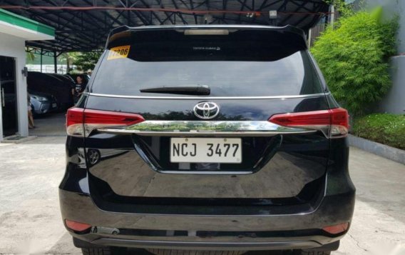 Sell 2nd Hand 2016 Toyota Fortuner in Quezon City-5