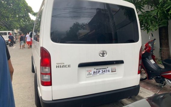 Selling White Toyota Hiace 2017 Manual Diesel in Quezon City-3