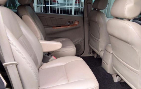 2012 Toyota Innova for sale in Quezon City-5