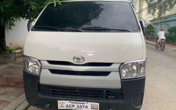 Selling White Toyota Hiace 2017 Manual Diesel in Quezon City-1