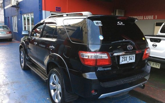 Toyota Fortuner 2009 for sale in Parañaque-3