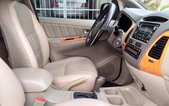 2012 Toyota Innova for sale in Quezon City-8