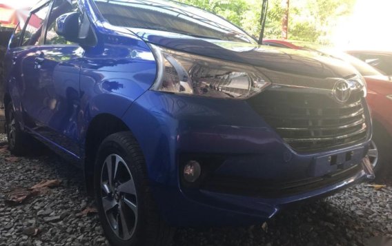 Blue Toyota Avanza 2018 for sale in Manual-2