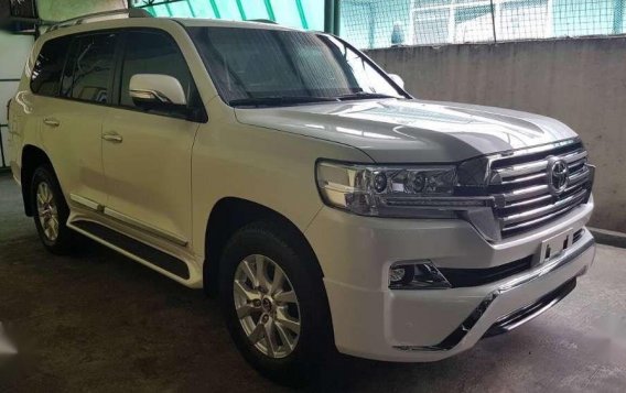 Brand New Toyota Land Cruiser 2019 Automatic Diesel for sale in Quezon City-2