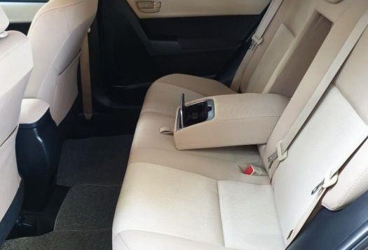 Used Toyota Corolla Altis 2015 for sale in Antipolo -11