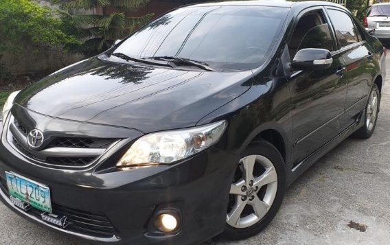 Selling Toyota Altis 2011 Automatic Gasoline in Las Piñas