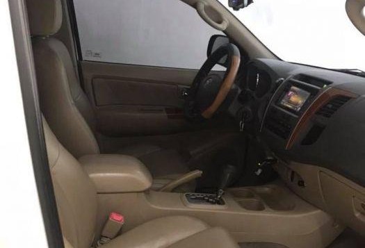 Toyota Fortuner 2011 Automatic Diesel for sale in Lucena-3