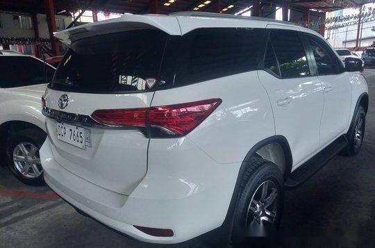White Toyota Fortuner 2017 for sale in Quezon City -3
