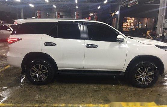 White Toyota Fortuner 2016 Automatic Diesel for sale-1