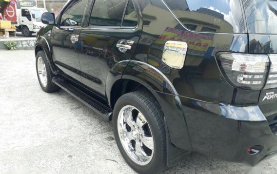 Selling Used Toyota Fortuner 2010 Automatic Diesel in Quezon City