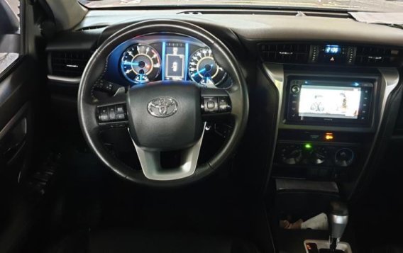 White Toyota Fortuner 2017 at 20000 km for sale in Quezon City-5