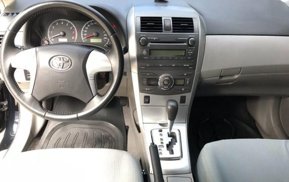 Selling Toyota Altis 2013 at 100000 km in Manila-3