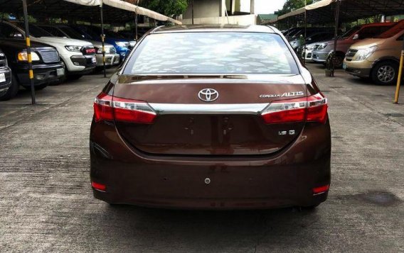 Brown Toyota Altis 2015 for sale in Cainta-3