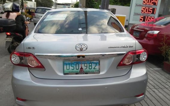 Used Toyota Altis 2013 for sale in Davao City-5