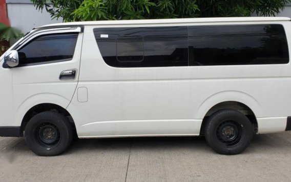 Sell White 2017 Toyota Hiace Manual Diesel at 20000 km in Quezon City