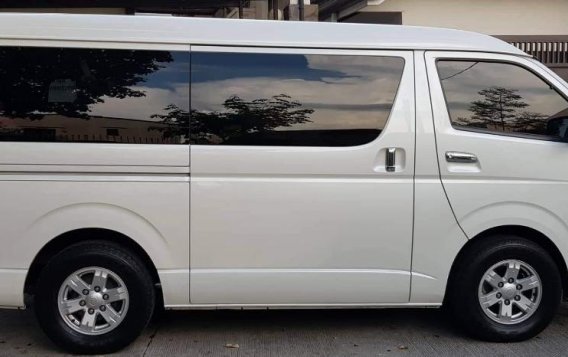 Selling 2nd Hand Toyota Grandia 2013 Automatic Diesel in Quezon City-10