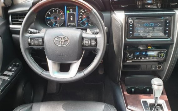 Sell Black 2018 Toyota Fortuner Automatic Diesel at 10000 km in Quezon City