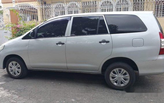 Selling Silver Toyota Innova 2013 at 150000 km -2