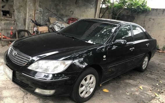 Selling Used Toyota Camry 2004 in Quezon City