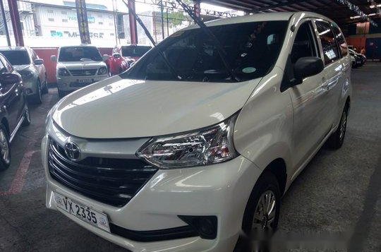 White Toyota Avanza 2016 Manual Gasoline for sale-2