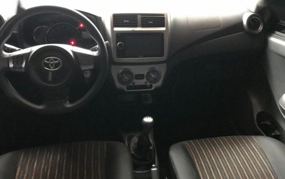 Sell Red 2018 Toyota Wigo Hatchback in Quezon City-6