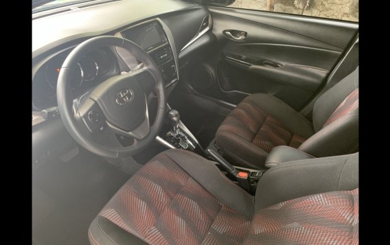 Sell 2018 Toyota Yaris Hatchback in Quezon City -5