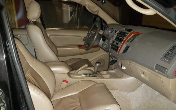 2nd Hand Toyota Fortuner 2009 at 80000 km for sale