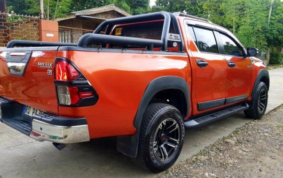 Selling 2nd Hand Toyota Hilux 2017 in Davao City-3