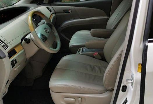 Used Toyota Previa 2006 for sale in Quezon City-8