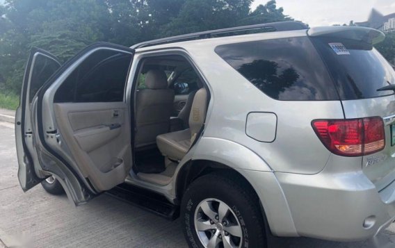 Toyota Fortuner 2007 Automatic Gasoline for sale in Cainta-3