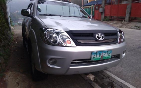 Toyota Fortuner 2006 Automatic Gasoline for sale in Baguio-2