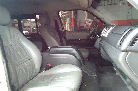 White Toyota Hiace 2014 Automatic Gasoline for sale-2