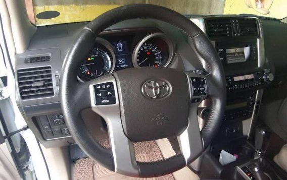 Toyota Land Cruiser 2012 for sale in Pasig -5
