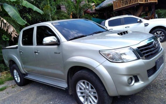 Selling 2nd Hand Toyota Hilux 2014 Automatic Diesel at 110000 km in Gumaca