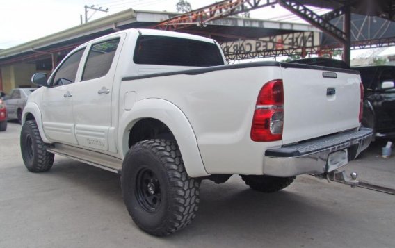 Used Toyota Hilux 2015 for sale in Mandaue -4