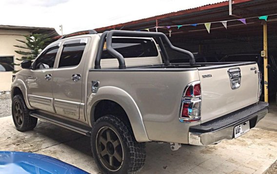 Selling 2nd Hand Toyota Hilux 2014 in Mandaue-2