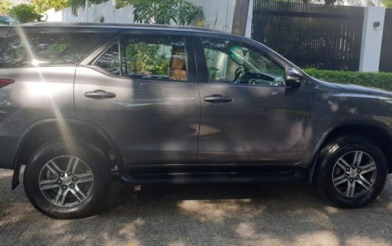 Selling Toyota Fortuner 2017 in Muntinlupa-2