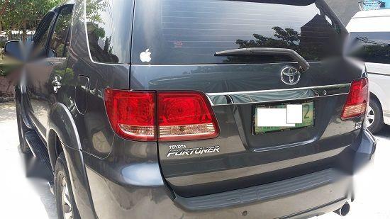 Toyota Fortuner 2008 at 110000 km for sale in Quezon City-5