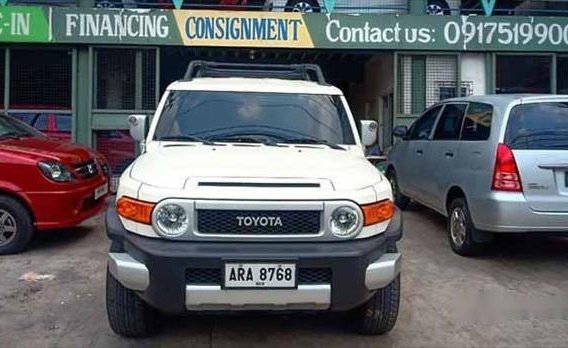 Selling Toyota Fj Cruiser 2015 at 20000 km in Pasig-1