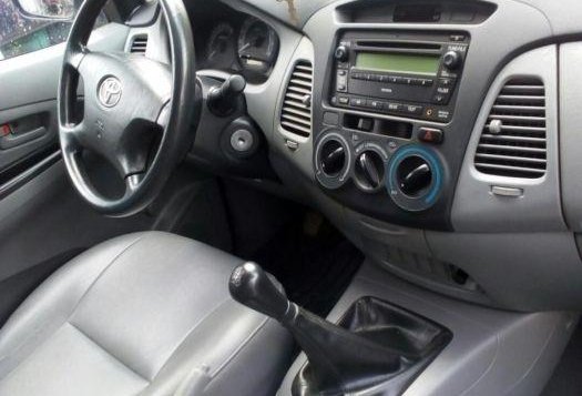 2010 Toyota Innova for sale in Taguig-6